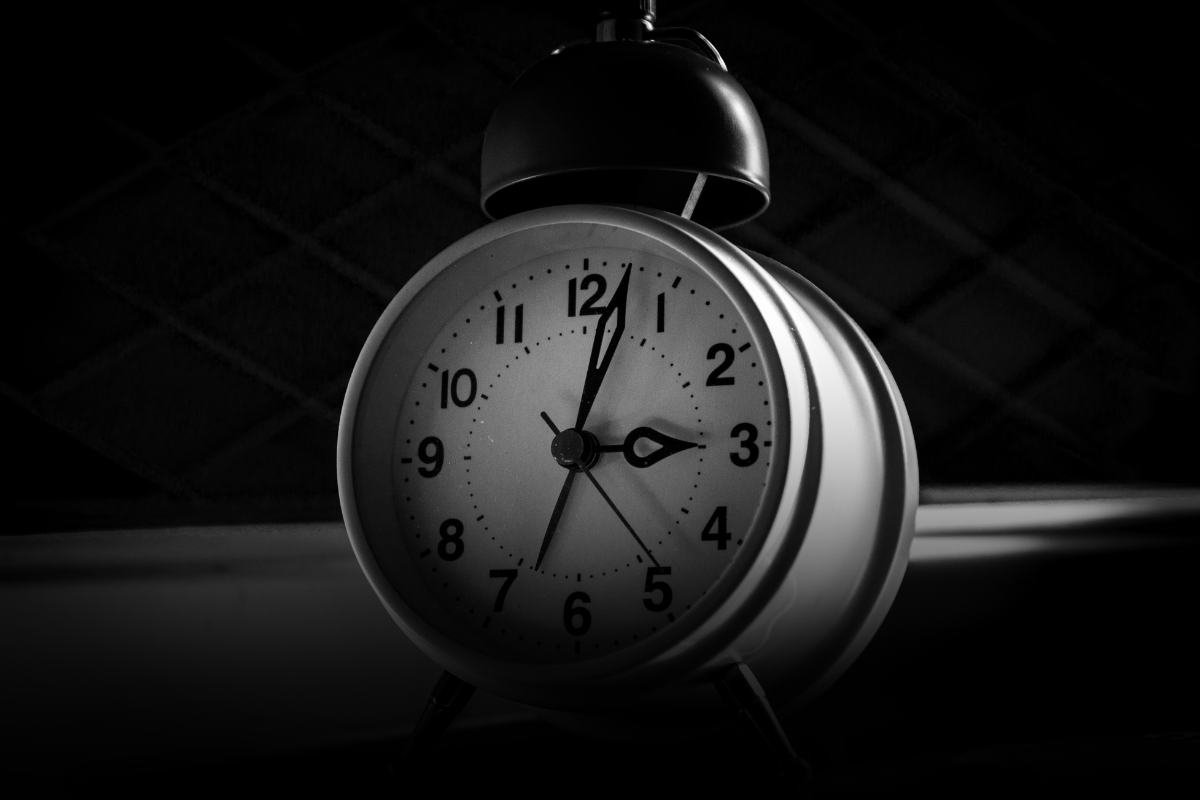 “Employee Time Theft” in Minnesota: Civil Dispute or Criminal Charge